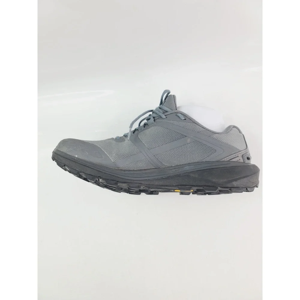 Topo Athletic, Outdoor Running‎ Trail Shoes mens, Size 9 Grey/Butter.